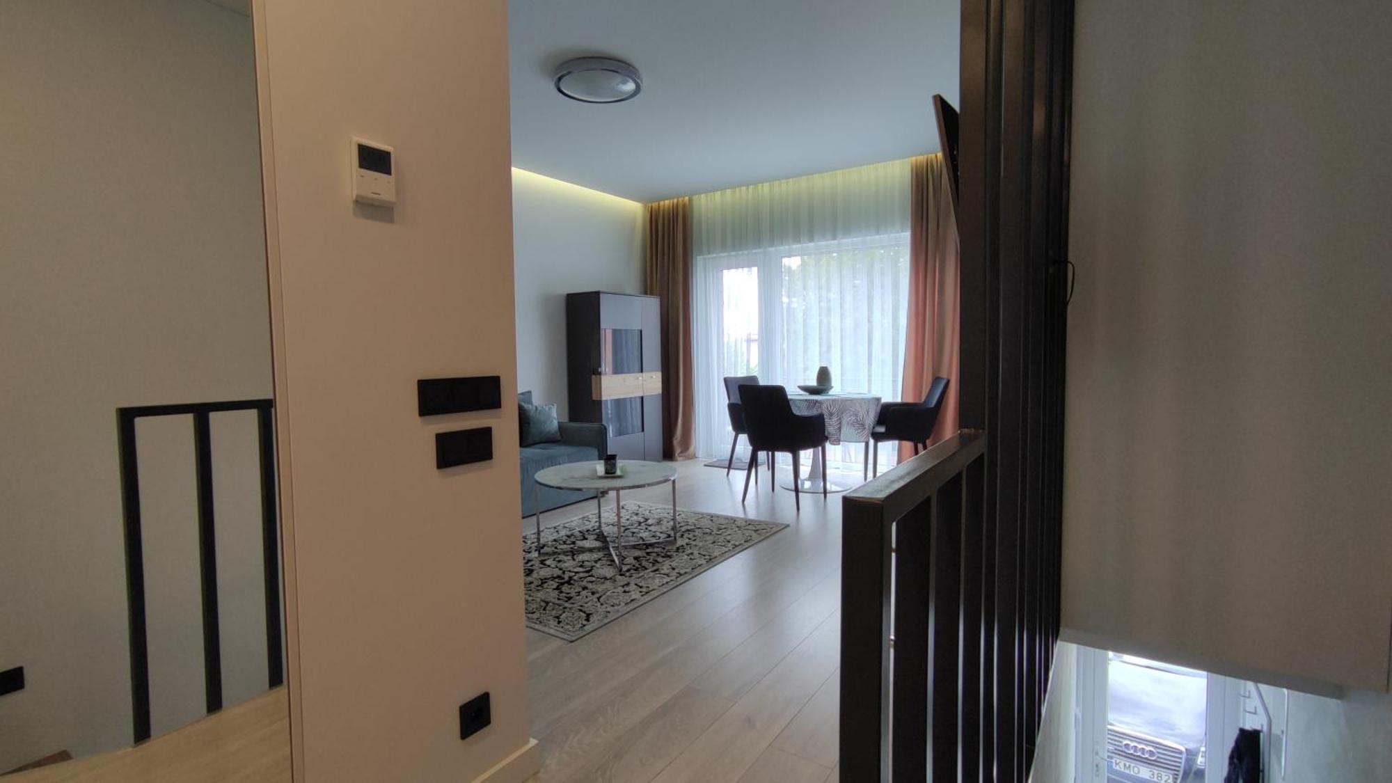 New J&R Apartment Near Girstutis, Free Private Parking & Self Check-In Kaunas Buitenkant foto