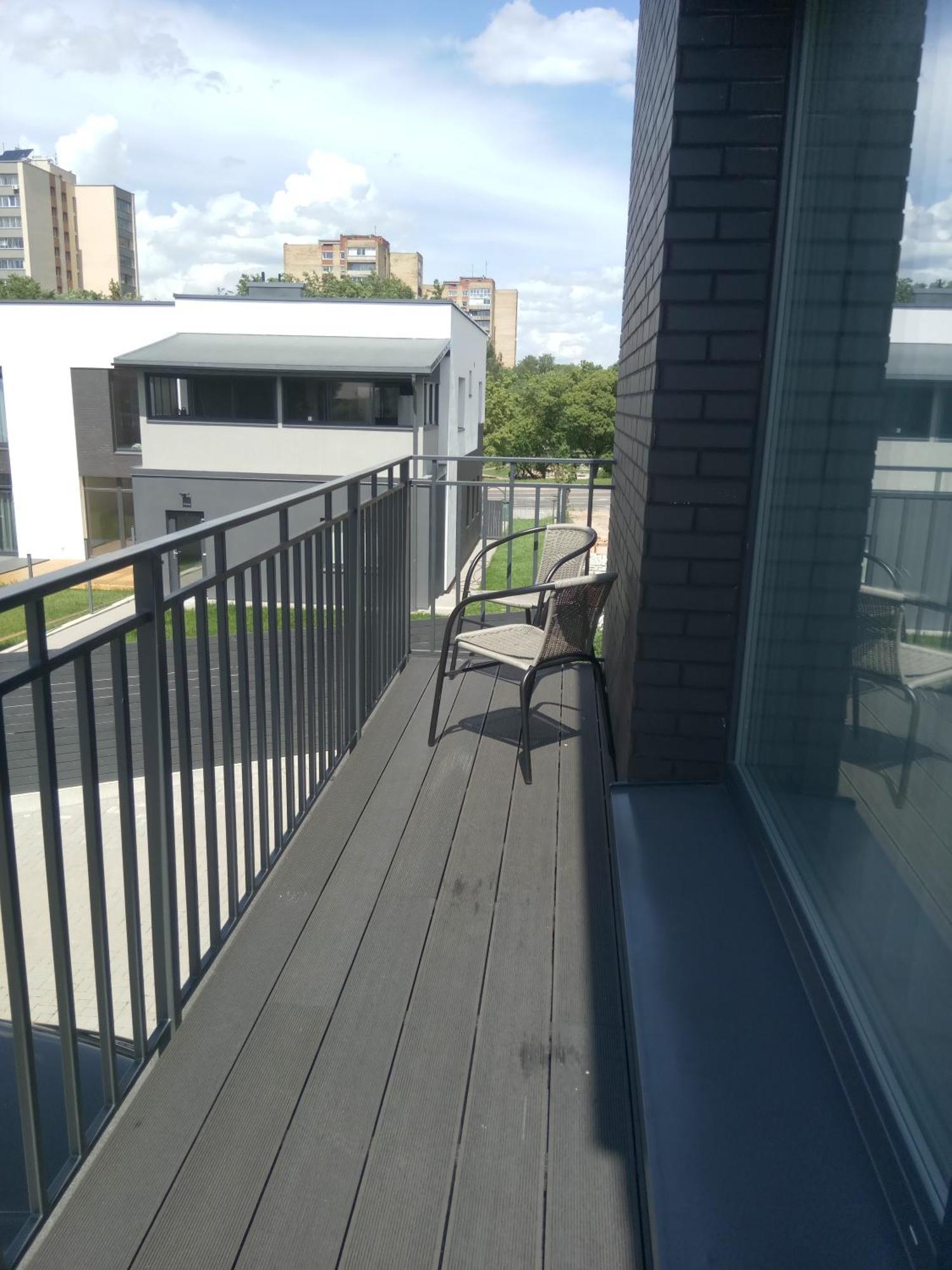 New J&R Apartment Near Girstutis, Free Private Parking & Self Check-In Kaunas Buitenkant foto