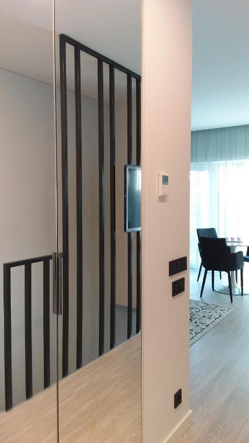 New J&R Apartment Near Girstutis, Free Private Parking & Self Check-In Kaunas Buitenkant foto