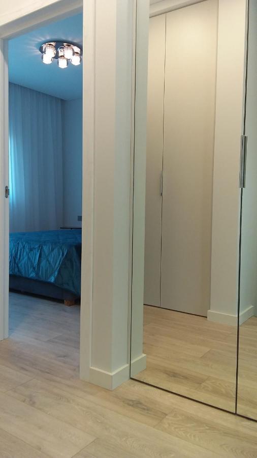 New J&R Apartment Near Girstutis, Free Private Parking & Self Check-In Kaunas Buitenkant foto